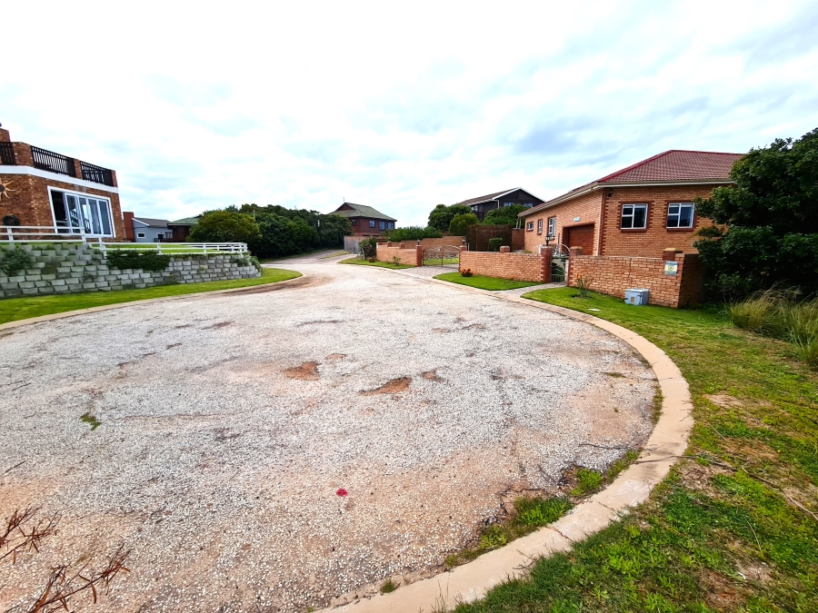 0 Bedroom Property for Sale in Paradise Beach Eastern Cape